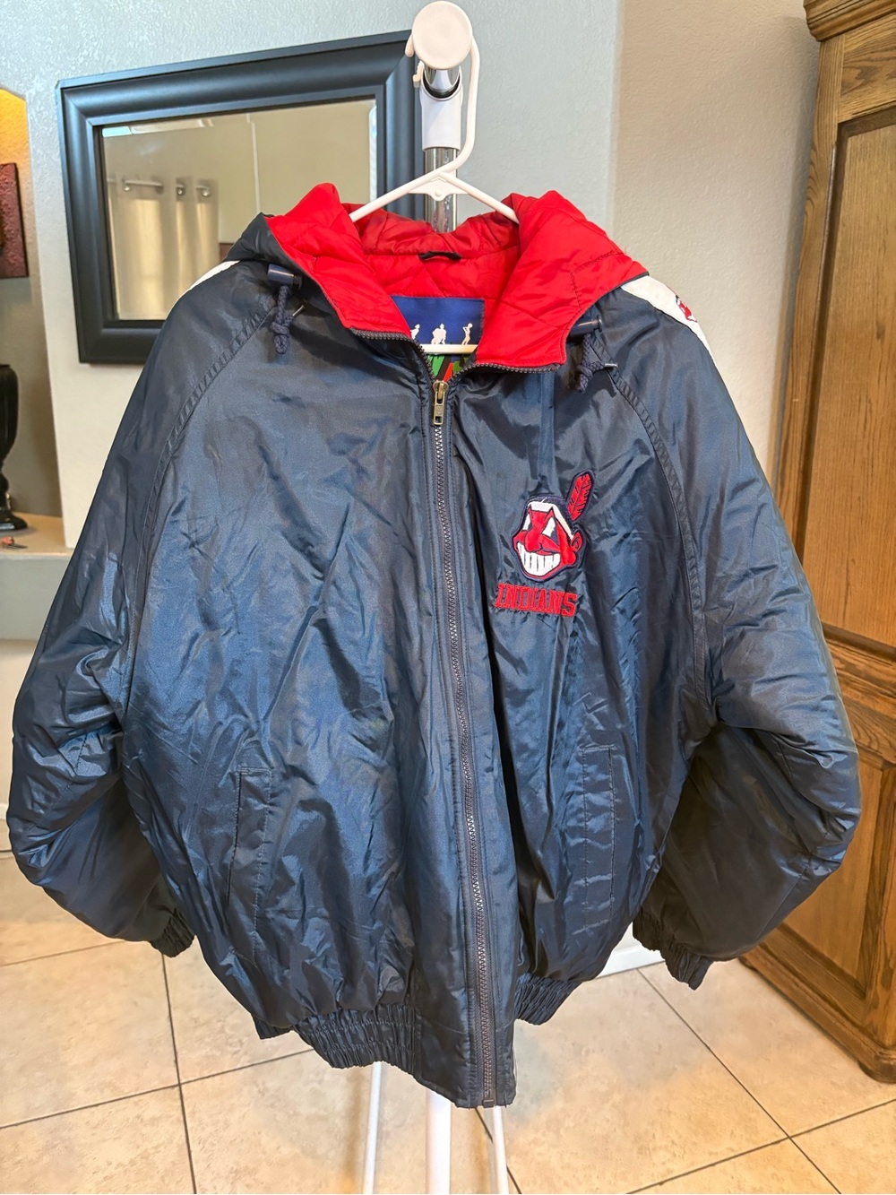 Vintage 90s Cleveland Indians Fans Gear Puffer Jacket Hooded MLB Navy Blue Red M